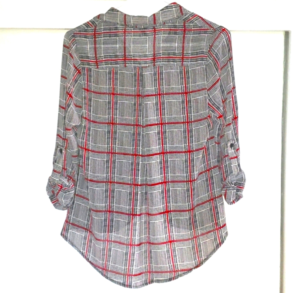 Women's Dressy Blouse - Picture 2 of 8